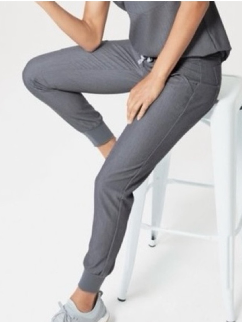 FIGS W18SW2005P Zamora Joggers Graphite 
Scrub Pants Size XS